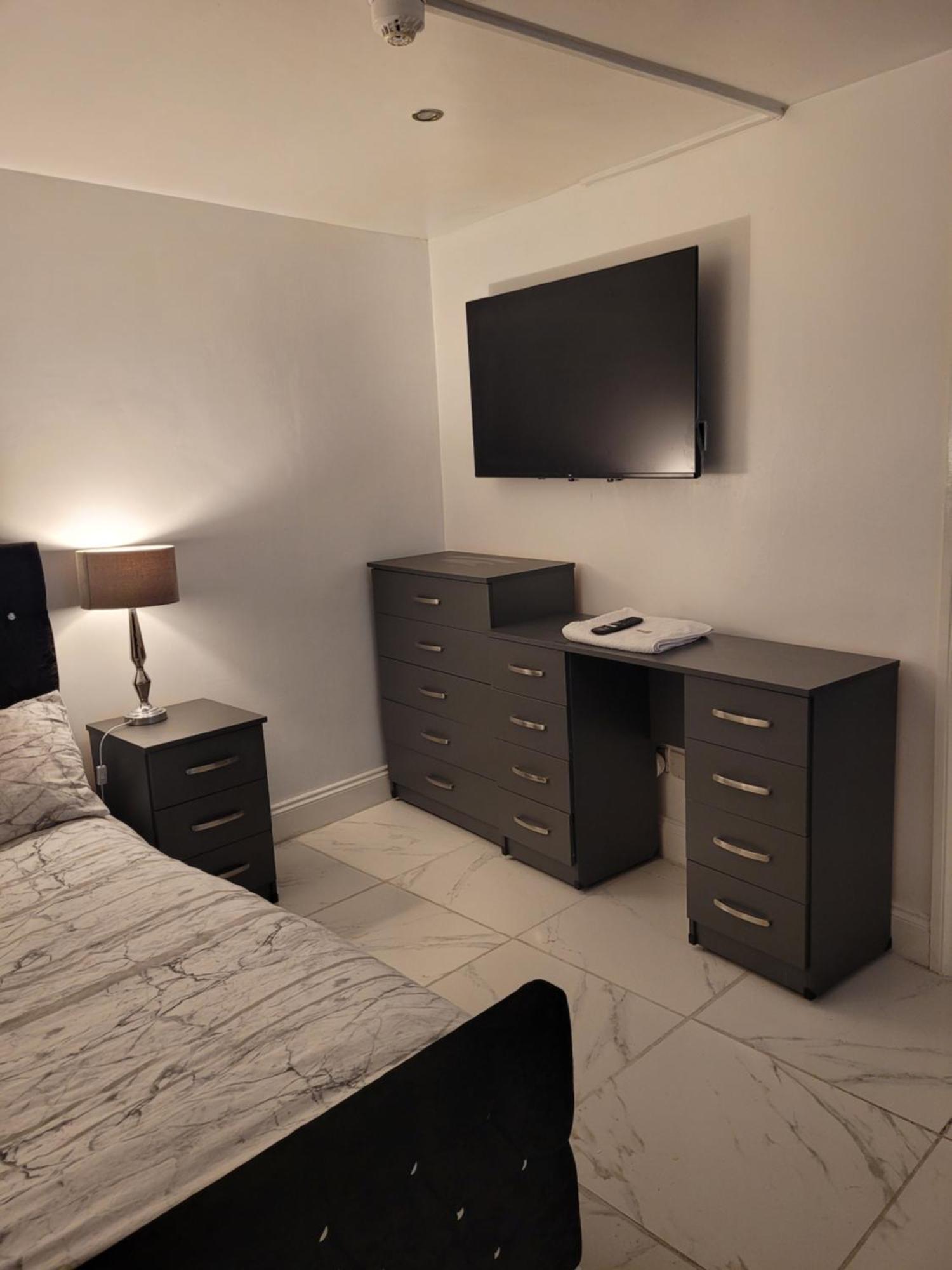 Guest house Southfield