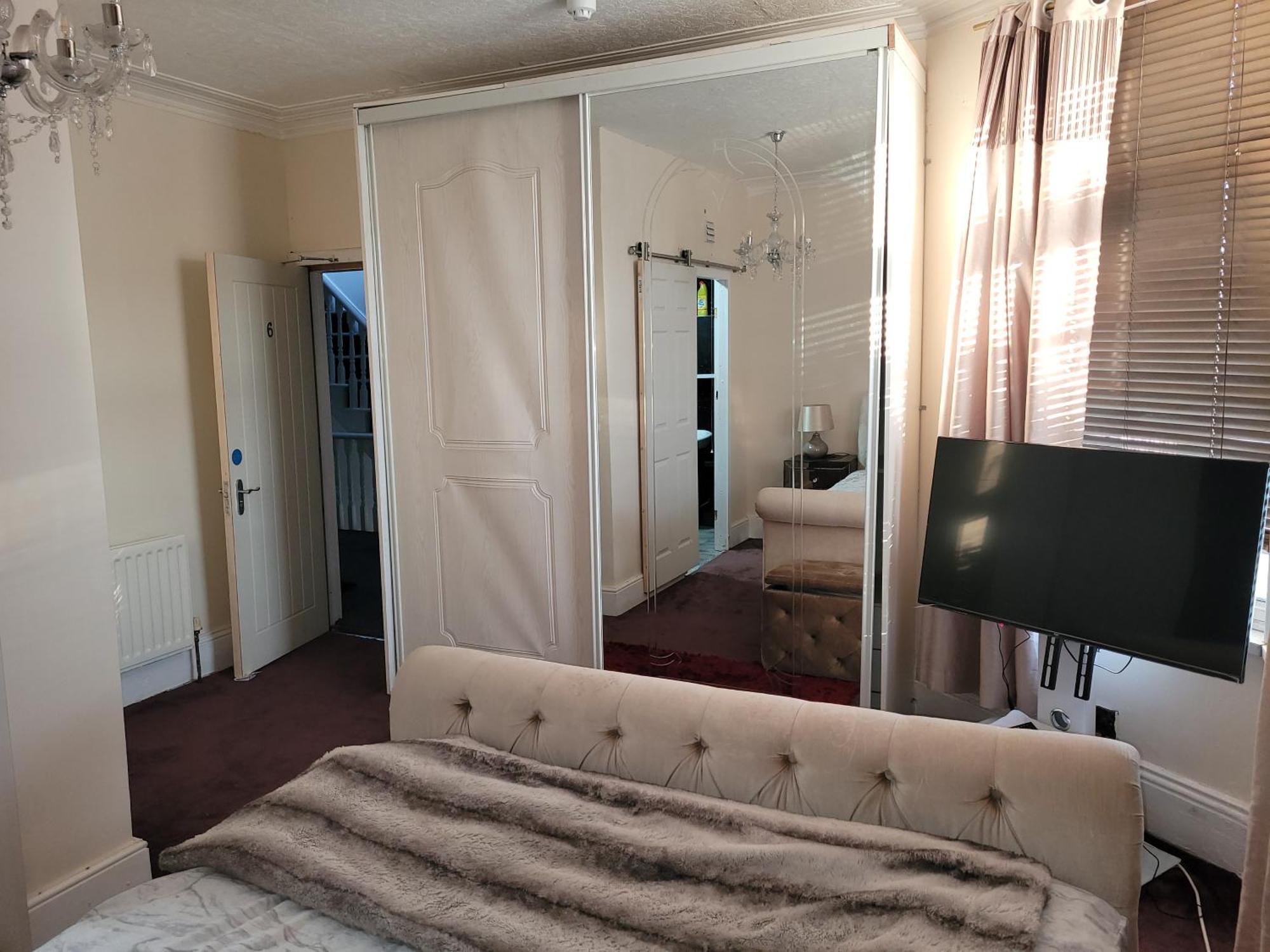 Southfield Guest house 3*